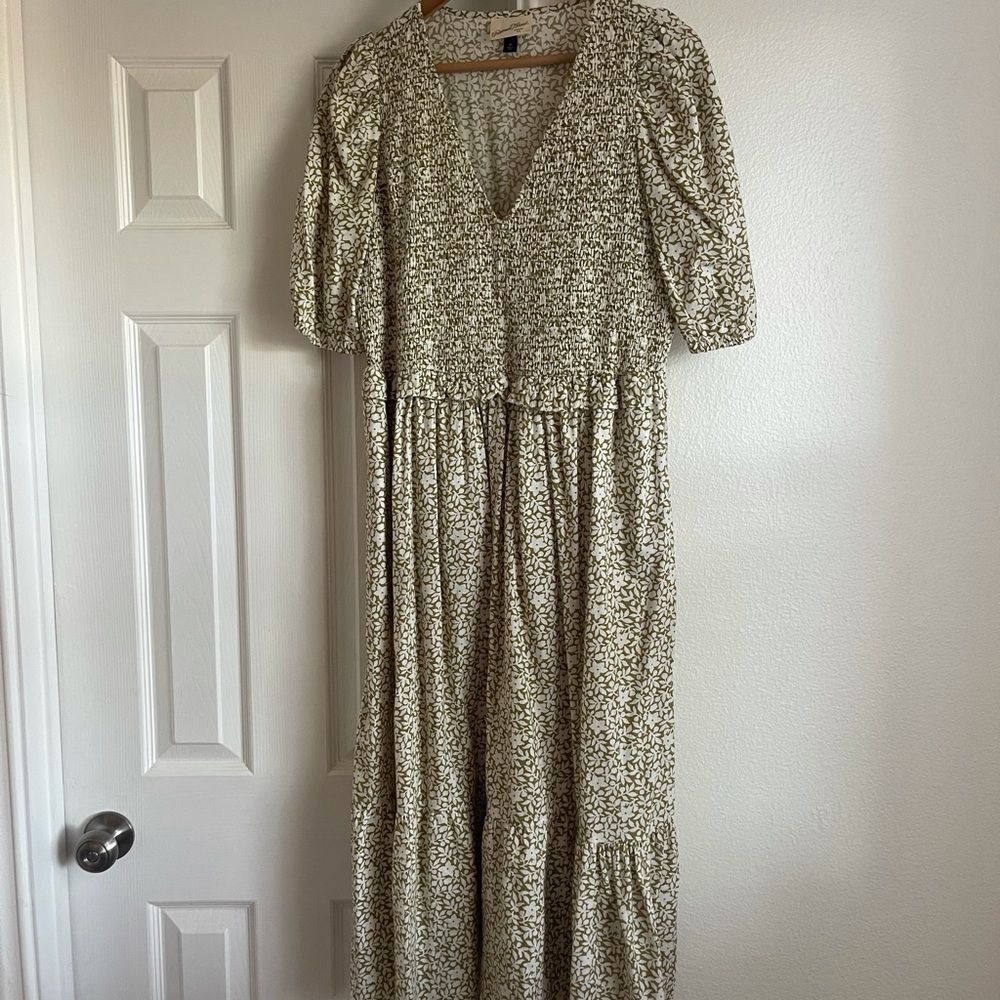 Highly Coveted Universal Thread puff Sleeve MIDI Dress in Citron Floral